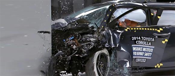 نقد و بررسی ایمنی خودرو