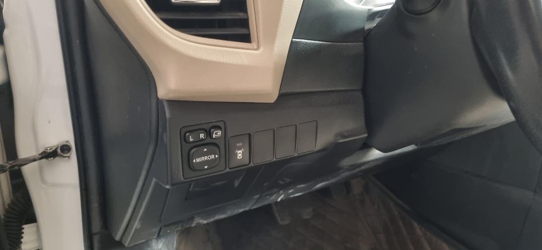 تصویر تویوتا کرولا مدل 2016 ا GLI اتوماتیک فول GLI اتوماتیک فول