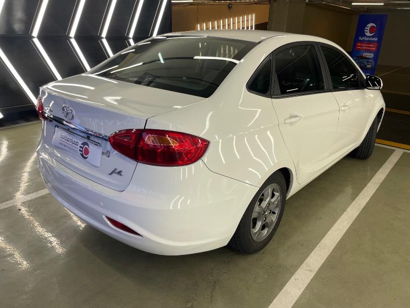 تصویر جک J4 مدل 1401 ا اتوماتیک اتوماتیک