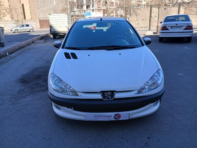 تصویر پژو 206 مدل 1398 ا تیپ 5 نیمه فول تیپ 5 نیمه فول