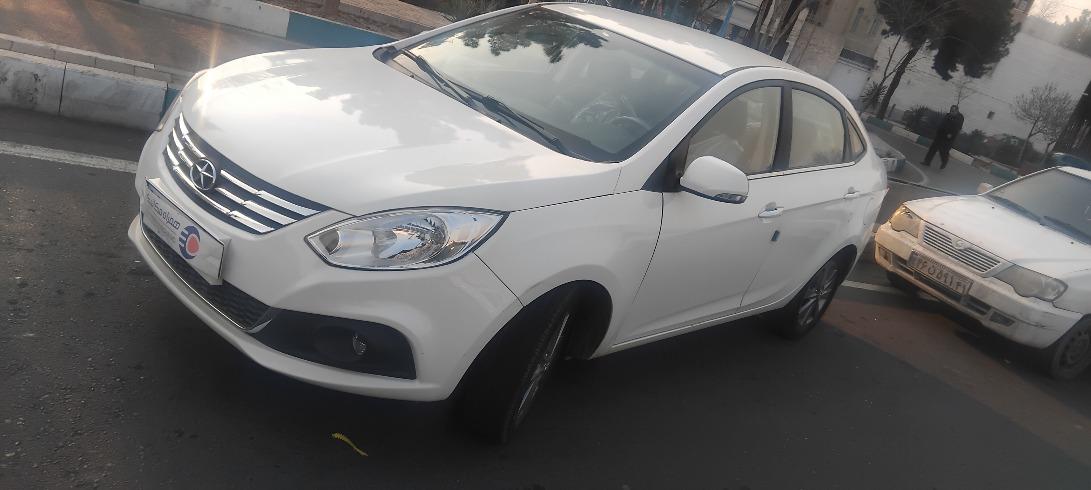 تصویر جک J4 مدل 1402 ا اتوماتیک اتوماتیک