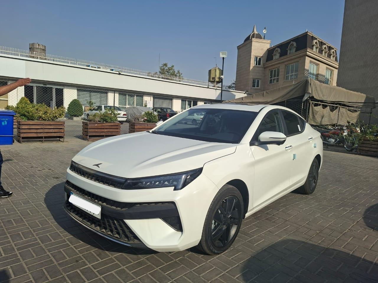 تصویر KMC J7 مدل 1404 ا اتوماتیک اتوماتیک