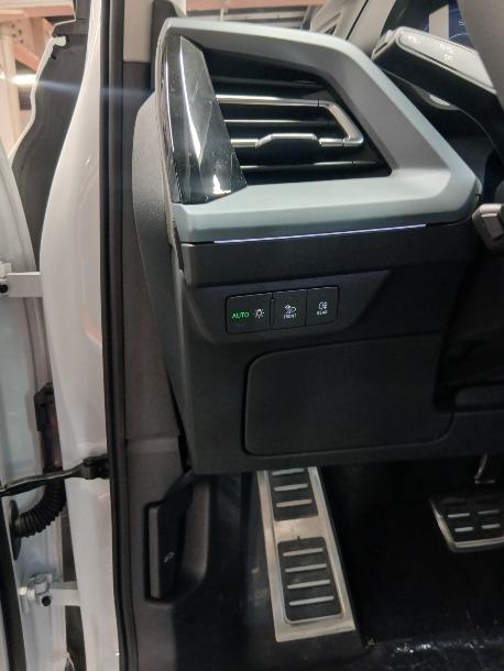 تصویر Q5 E-tron مدل 2024 ا تیپ 3 تیپ 3