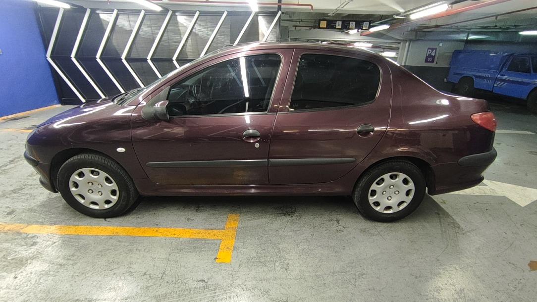 تصویر پژو 206 صندوقدار مدل 1393 ا V8 V8