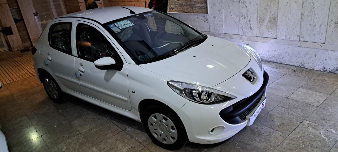 تصویر پژو 207 مدل 1403 ا دنده ای نیمه فول - ESP دنده ای نیمه فول - ESP