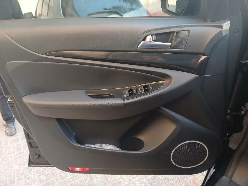 تصویر دایون Y5 مدل 1402 ا پلاس پلاس