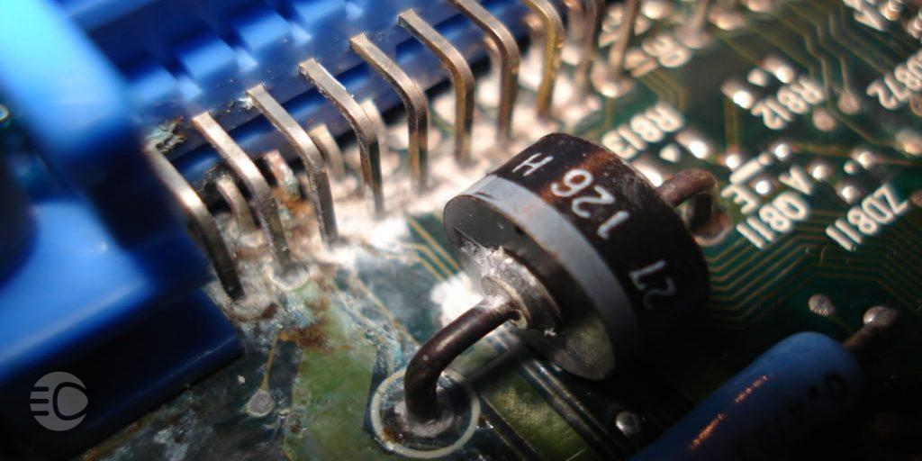 ecu خودرو چیست و چگونه متوجه خرابی آن شویم؟ ecu خودرو چیست و چگونه متوجه خرابی آن شویم؟