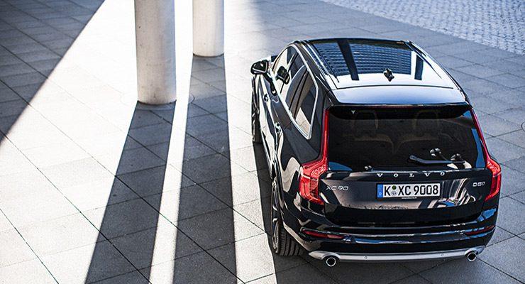 مقایسه لندکروز v8 و ولوو xc90