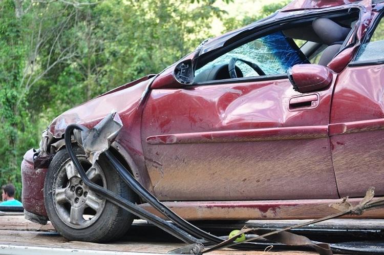 چرا یک ماشین بعد از تصادف مستهلک می‌شود؟