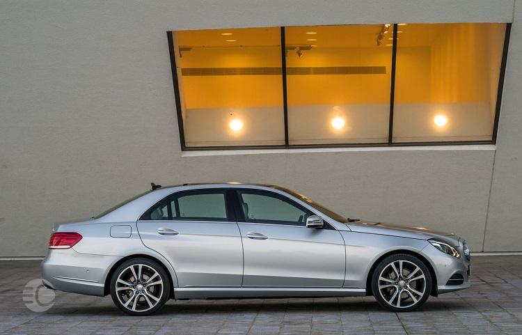 مقایسه بنز E200 با لکسوس GS از نظر تجربه رانندگی