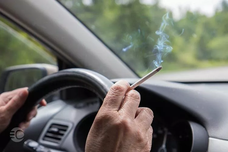 بوی بد خودرو ناشی از سیگار