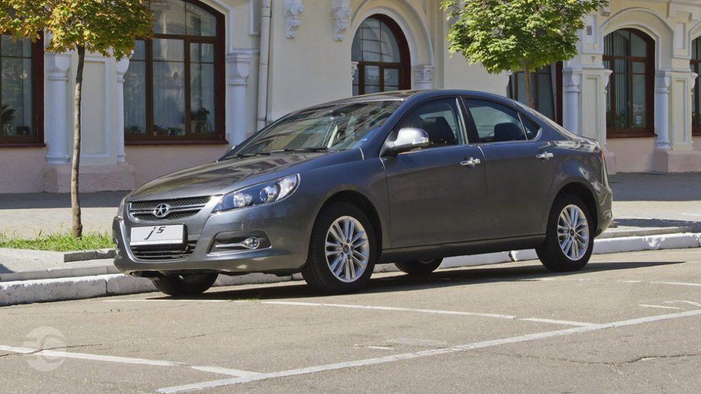 جک J5 کارکرده بخرم یا سورن پلاس صفر کیلومتر؟