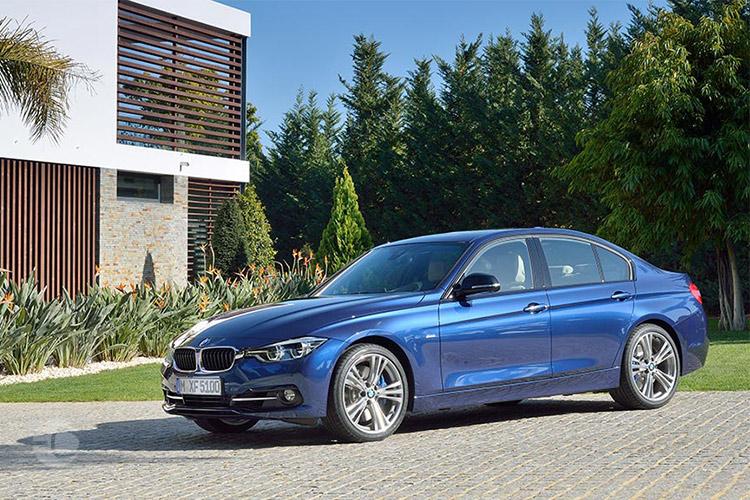 BMW 330i نسل ششم (F30)