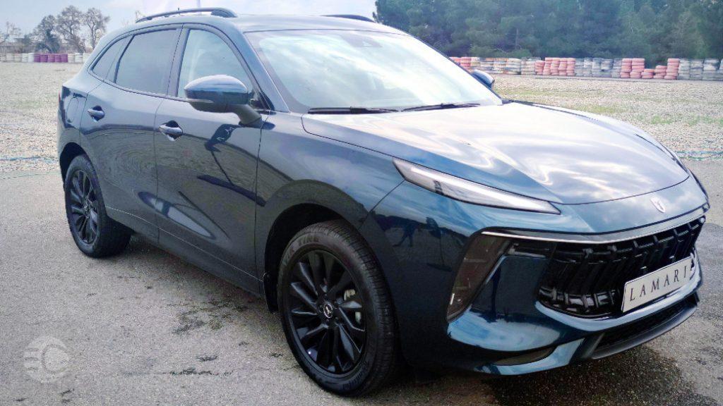 پشت ماشین لاماری