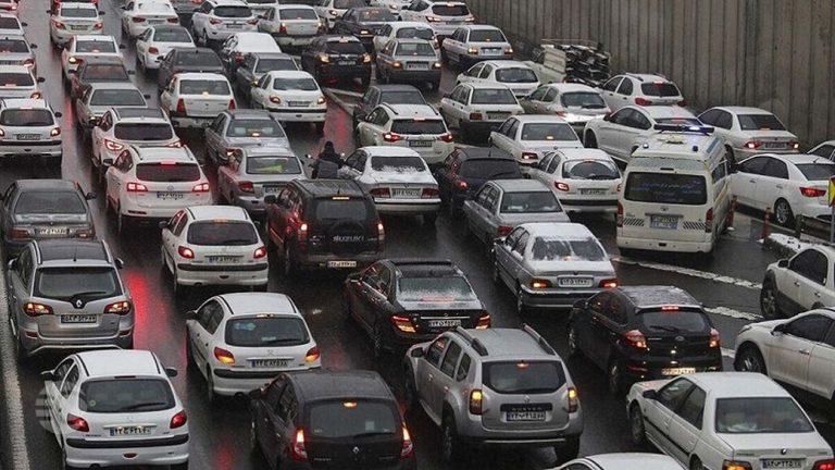ساعات اوج ترافیک تهران در روزهای کاری