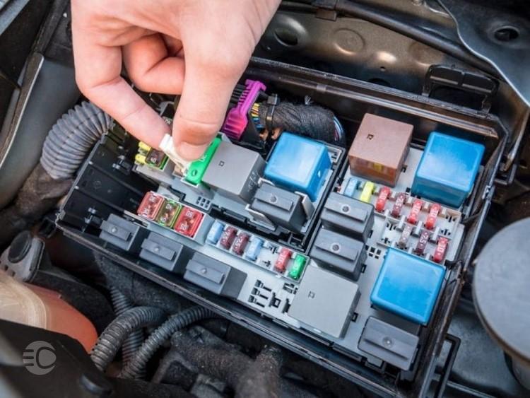 محل قرارگیری رله های ماشین