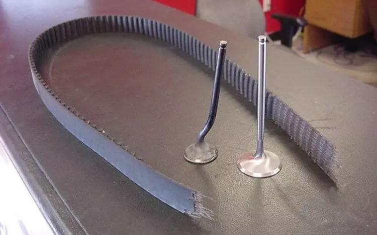 دلیل سوپاپ زدن ماشین