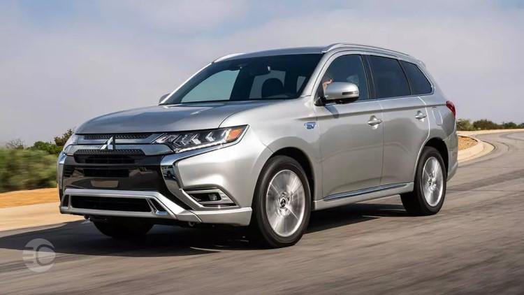 میتسوبیشی اوتلندر 2018